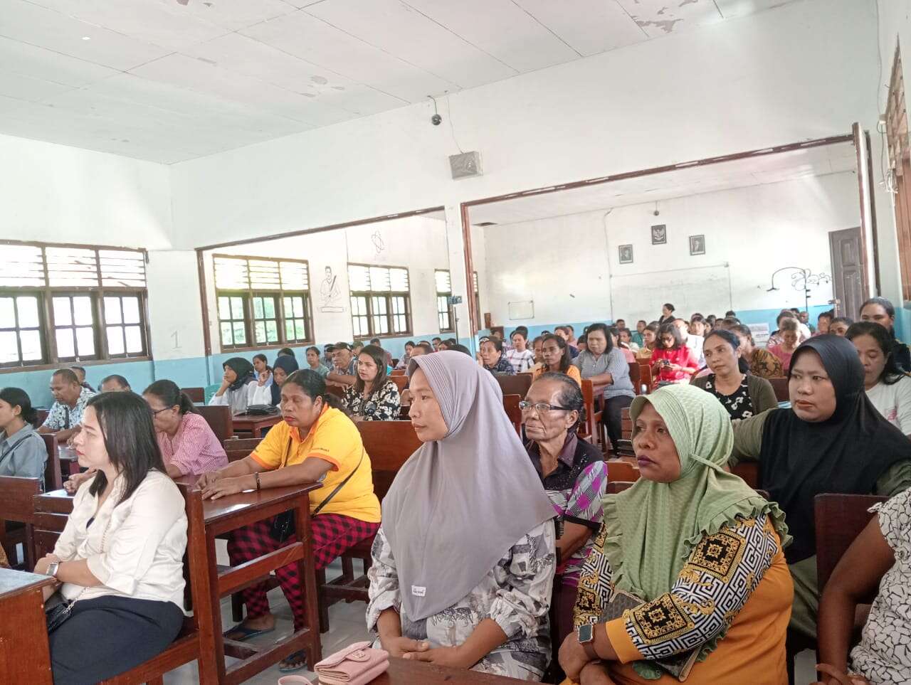Rapat Bersama Orang tua Wali siswa KElas XI dan XII dengan Kepala Sekolah SMA PGRI DOBO Tahun AJaran 2025/2026